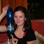 láhev svěcené vody, která vzápětí padla :-)