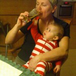 pokus o snědení babiččina piva lžičkou