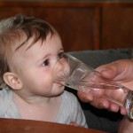 piju pouze z broušených sklenic!